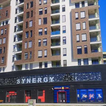 아파트 Filinhome Metodija 2 *